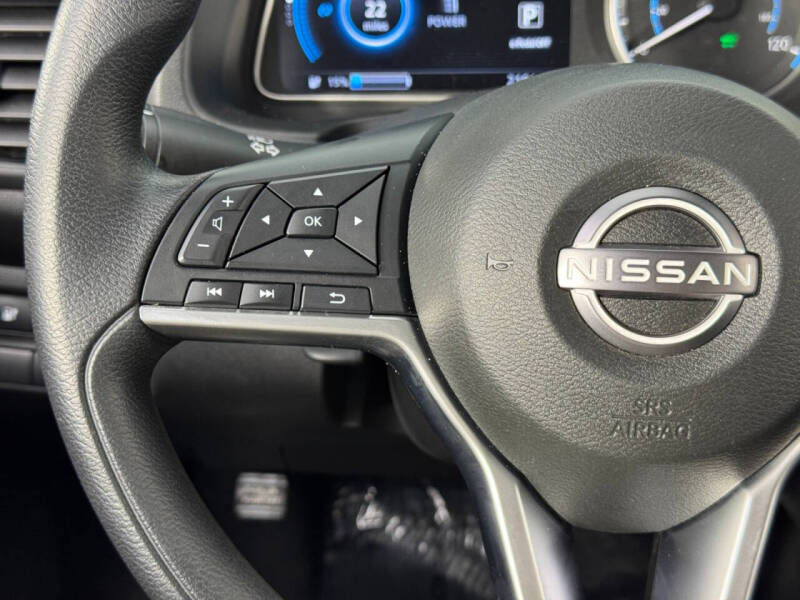 2023 Nissan LEAF S