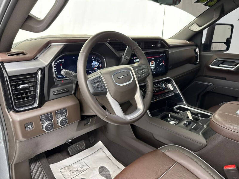 2025 GMC Sierra 2500HD