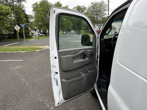 2018 GMC Savana 2500