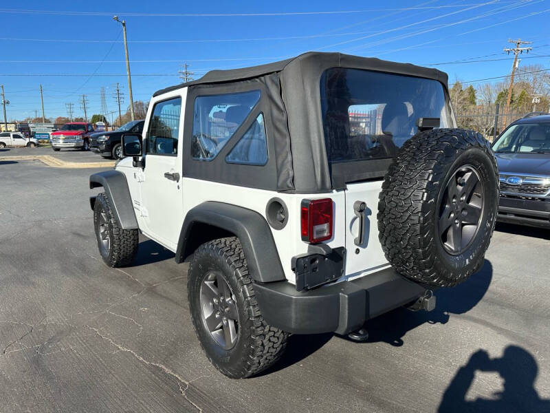 2015 Jeep Wrangler Sport photo 7