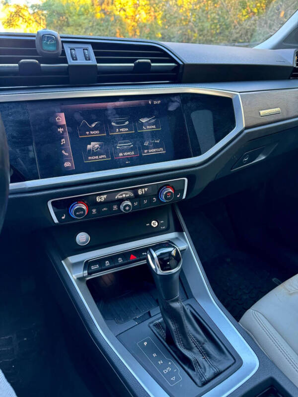 2019 Audi Q3 quattro S line Prem Plus 45 TFSI