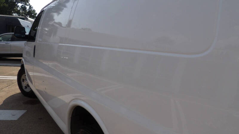 2017 Chevrolet Express 2500