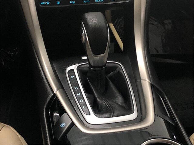 2013 Ford Fusion Hybrid SE