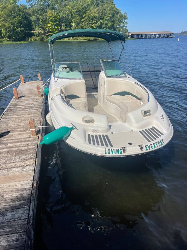 2000 Chaparral Sonesta