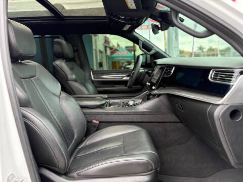 2022 Jeep Wagoneer Series III