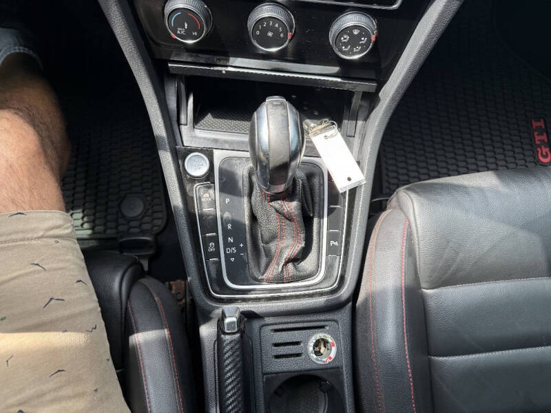 2015 Volkswagen Golf GTI S
