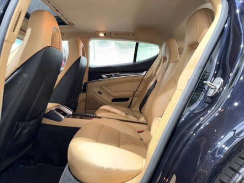2015 Porsche Panamera