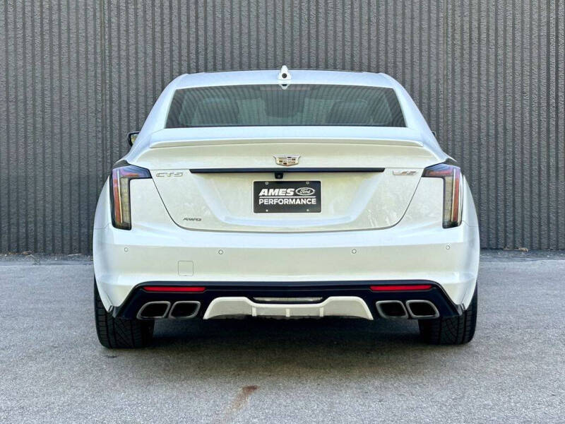 2024 Cadillac CT5-V