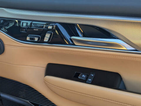 2023 Jeep Grand Wagoneer Series III