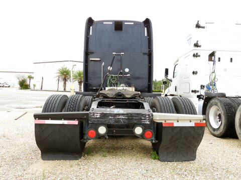 2015 Peterbilt 587