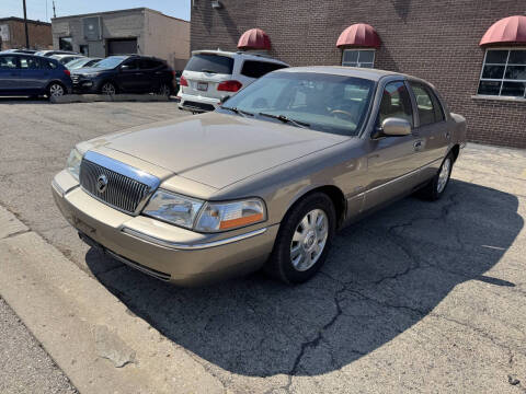 2003 Mercury Grand Marquis for sale at AUTOSAVIN in Villa Park IL