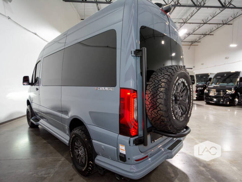 2024 Mercedes-Benz Sprinter 2500