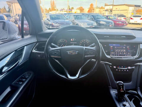 2020 Cadillac XT6 Premium Luxury