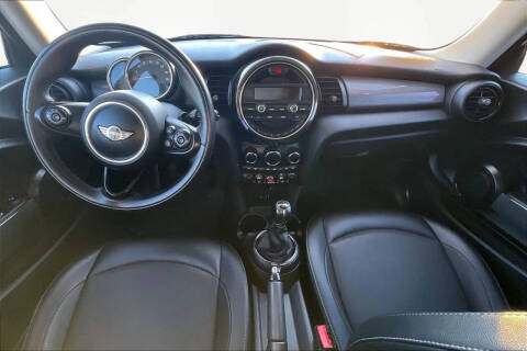 2015 MINI Hardtop 2 Door Cooper