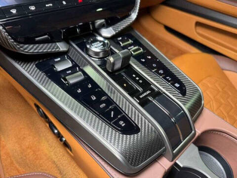 2025 Aston Martin Vanquish