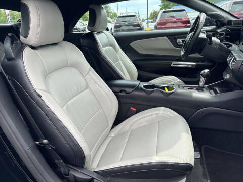 2024 Ford Mustang EcoBoost Premium