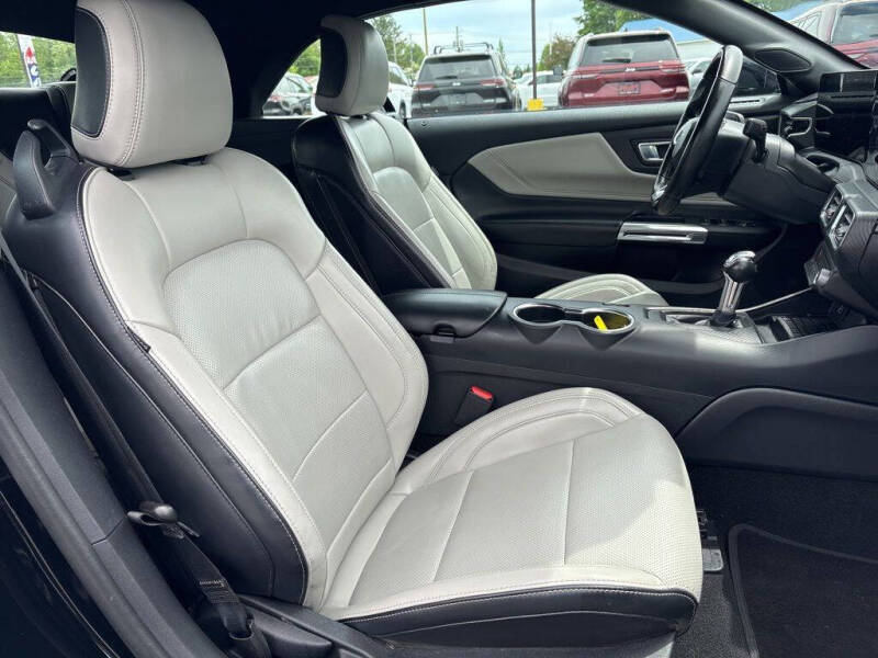 2024 Ford Mustang EcoBoost Premium