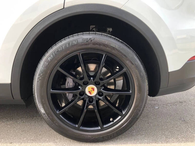 2022 Porsche Cayenne