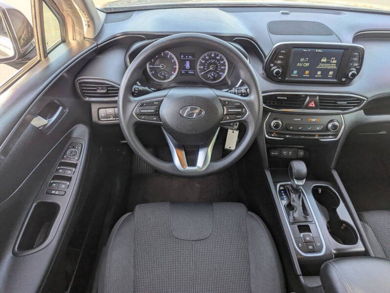 2019 Hyundai Santa Fe SE 2.4L