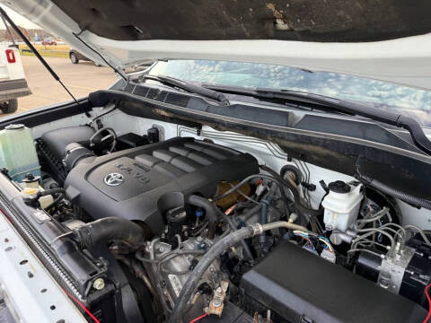 2015 Toyota Tundra SR5