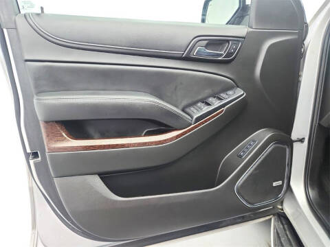 2017 GMC Yukon XL SLT