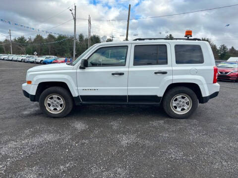 2014 Jeep Patriot for sale at Upstate Auto Sales Inc. in Pittstown NY