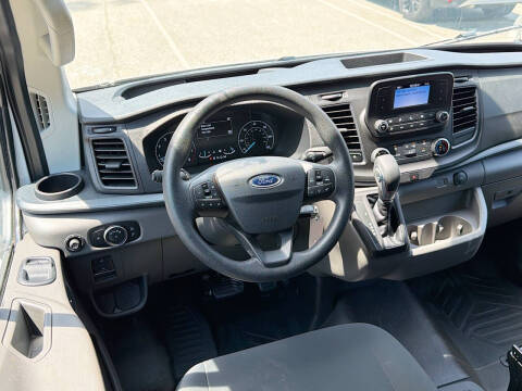 2025 Ford Transit