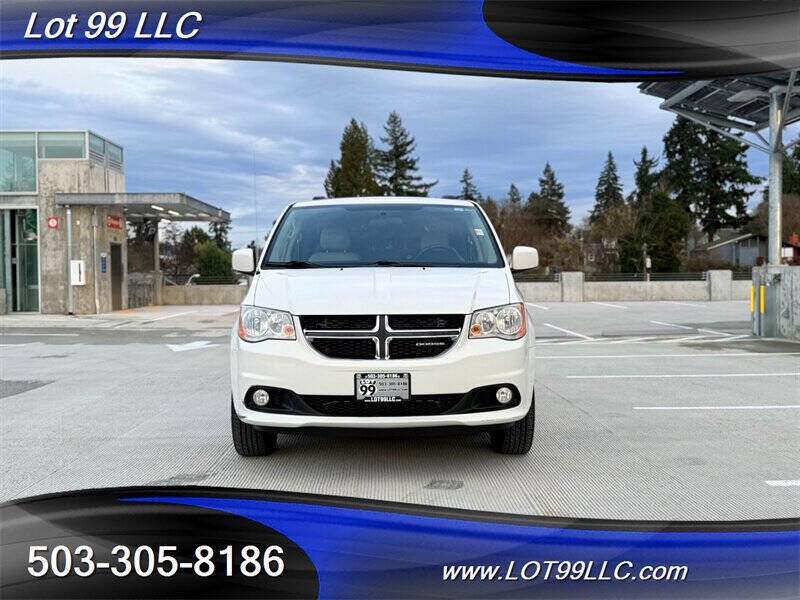 2011 Dodge Grand Caravan Crew