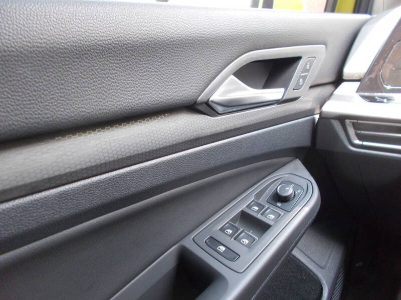 2022 Volkswagen Golf GTI Autobahn