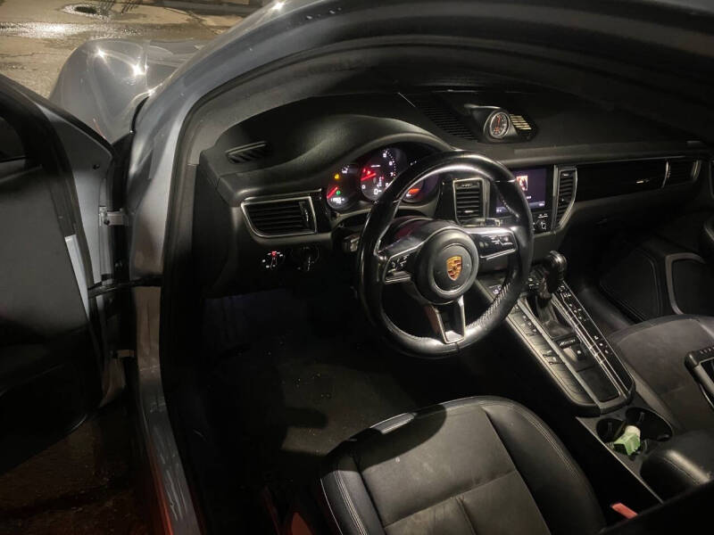 2018 Porsche Macan