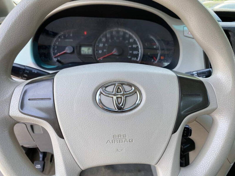 2014 Toyota Sienna L 7-Passenger