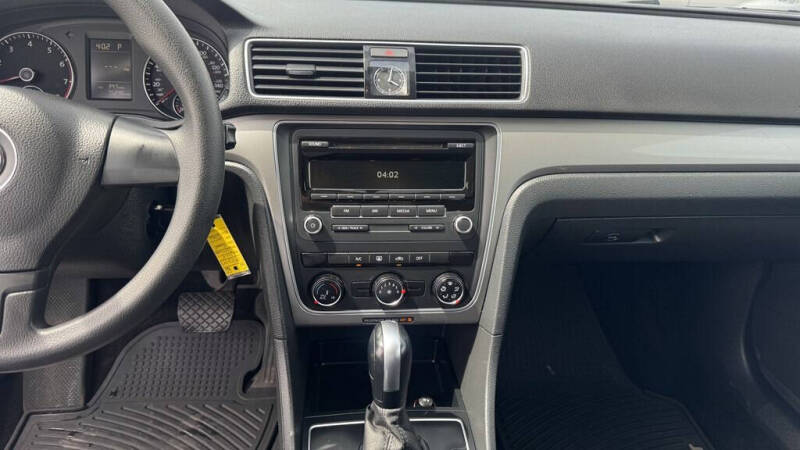 2015 Volkswagen Passat