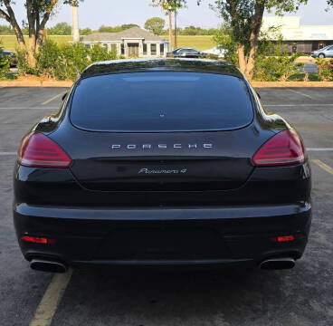 2014 Porsche Panamera 4
