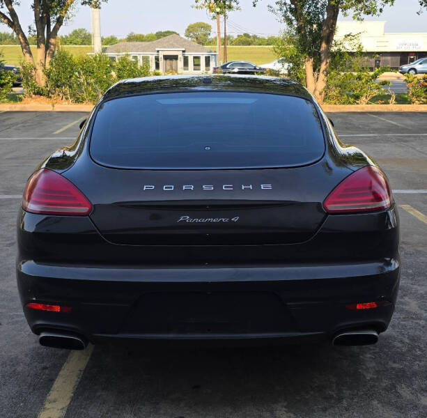 2014 Porsche Panamera 4