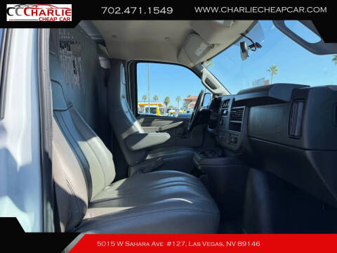2022 Chevrolet Express 3500