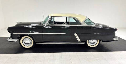 1952 Ford Crestline