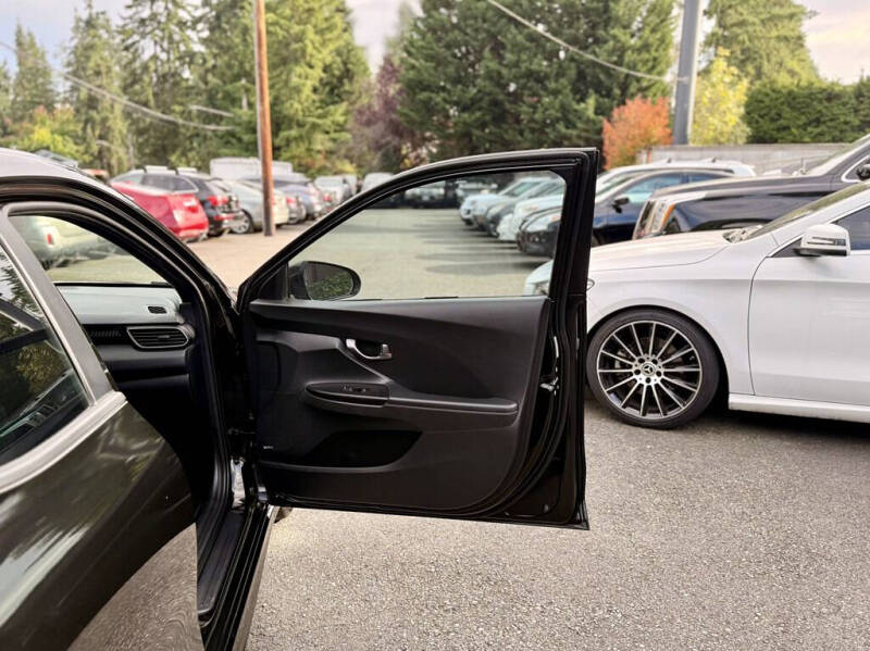 2020 Hyundai Veloster Turbo R-Spec