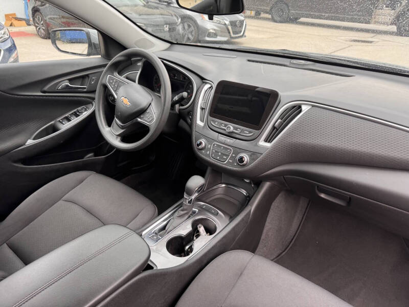 2024 Chevrolet Malibu LT