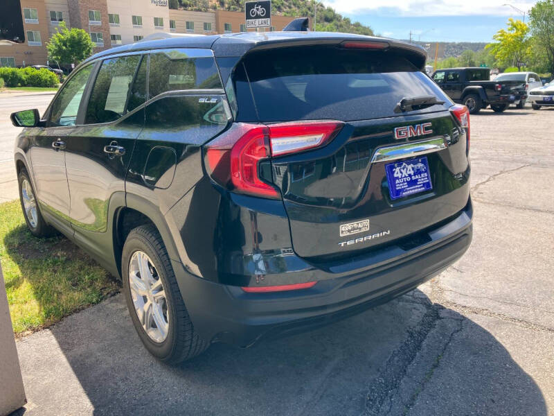 2023 GMC Terrain SLE