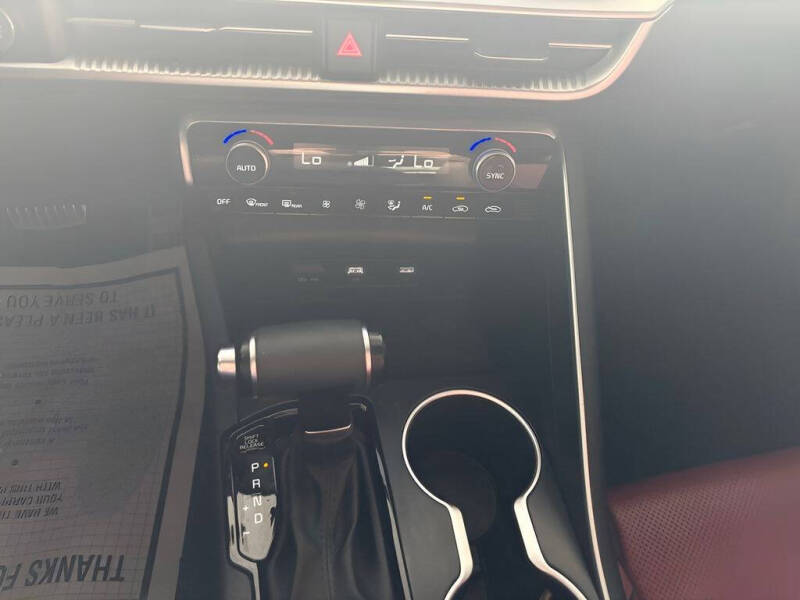2022 Kia K5