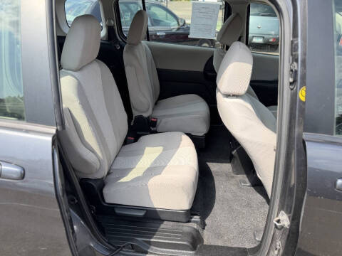 2015 Mazda MAZDA5 Sport