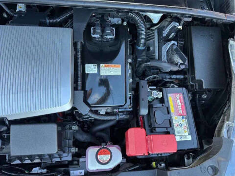 2016 Toyota Prius Three