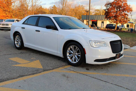 2017 Chrysler 300 Limited