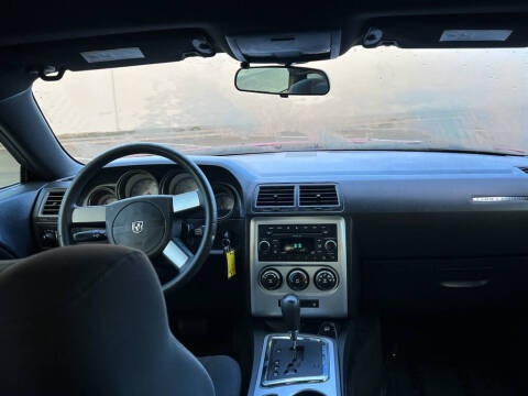 2010 Dodge Challenger SE