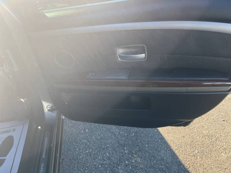 2005 BMW 7 Series 745Li