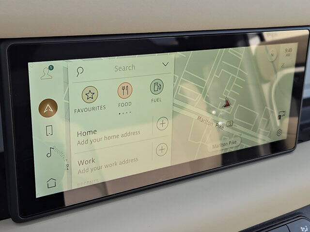 2024 Land Rover Defender 110 P300 S