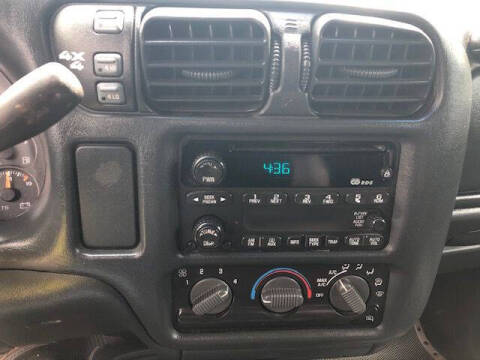 2003 Chevrolet S-10 LS