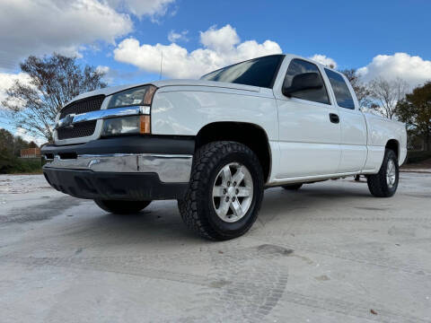 2004 Chevrolet Silverado 1500 for sale at Lenoir Auto in Hickory NC