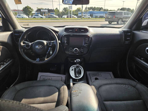 2018 Kia Soul +