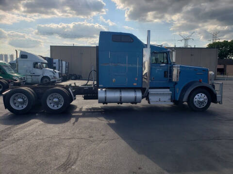 1999 Kenworth W900